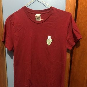 RIPNDIP basic cute maroon shirt!